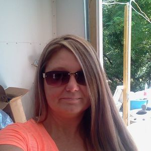 Meet your Posher, Becky